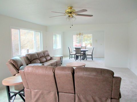 Tiny photo for 414 N Baker Avenue, Chiloquin, OR 97624 (MLS # 220217018)