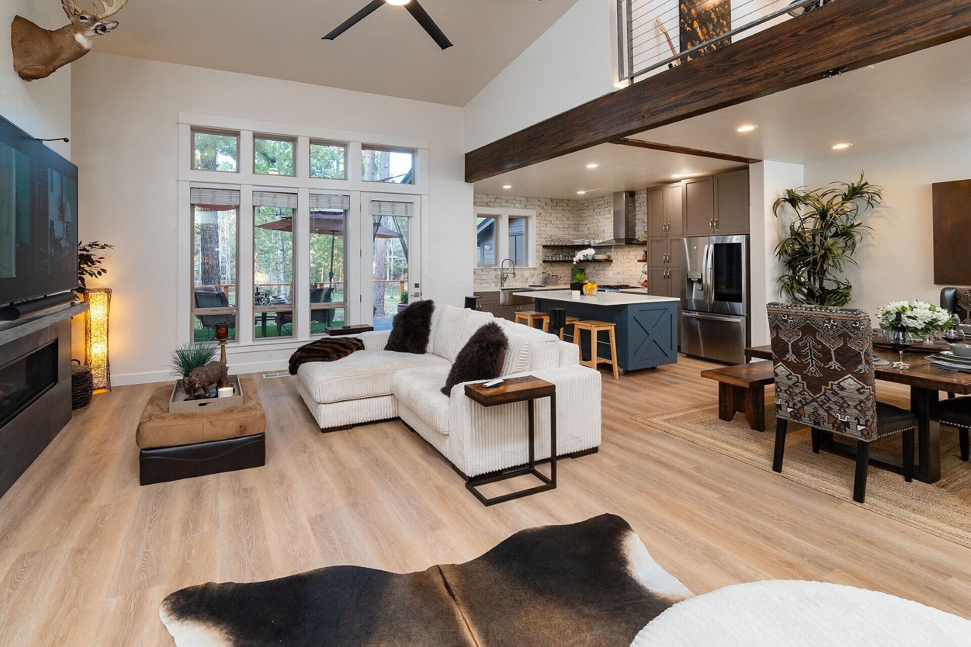 60486 Seventh Mountain Drive