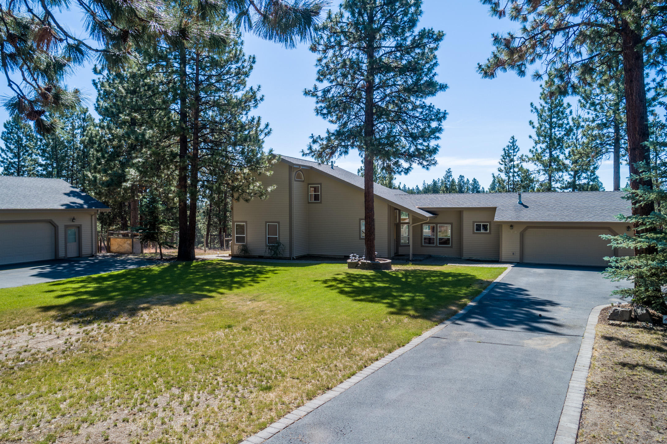 1st On The Hillsites - Residential