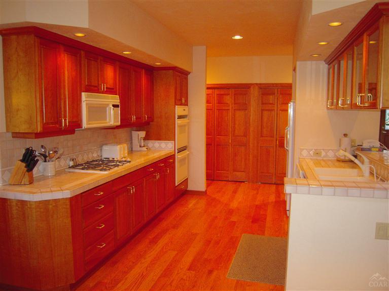 StoneTH - Residential