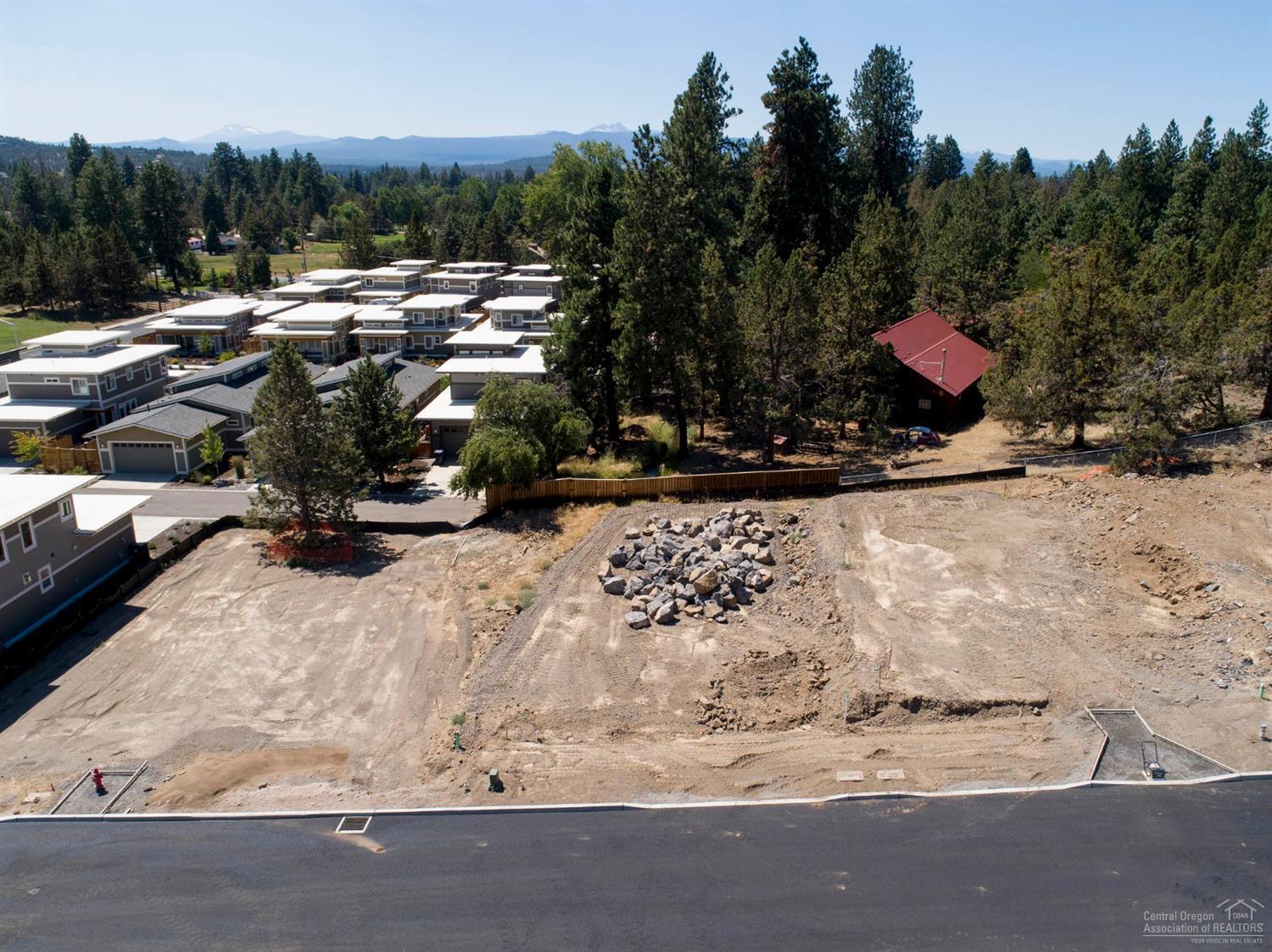 Northwest Woodlands - Land