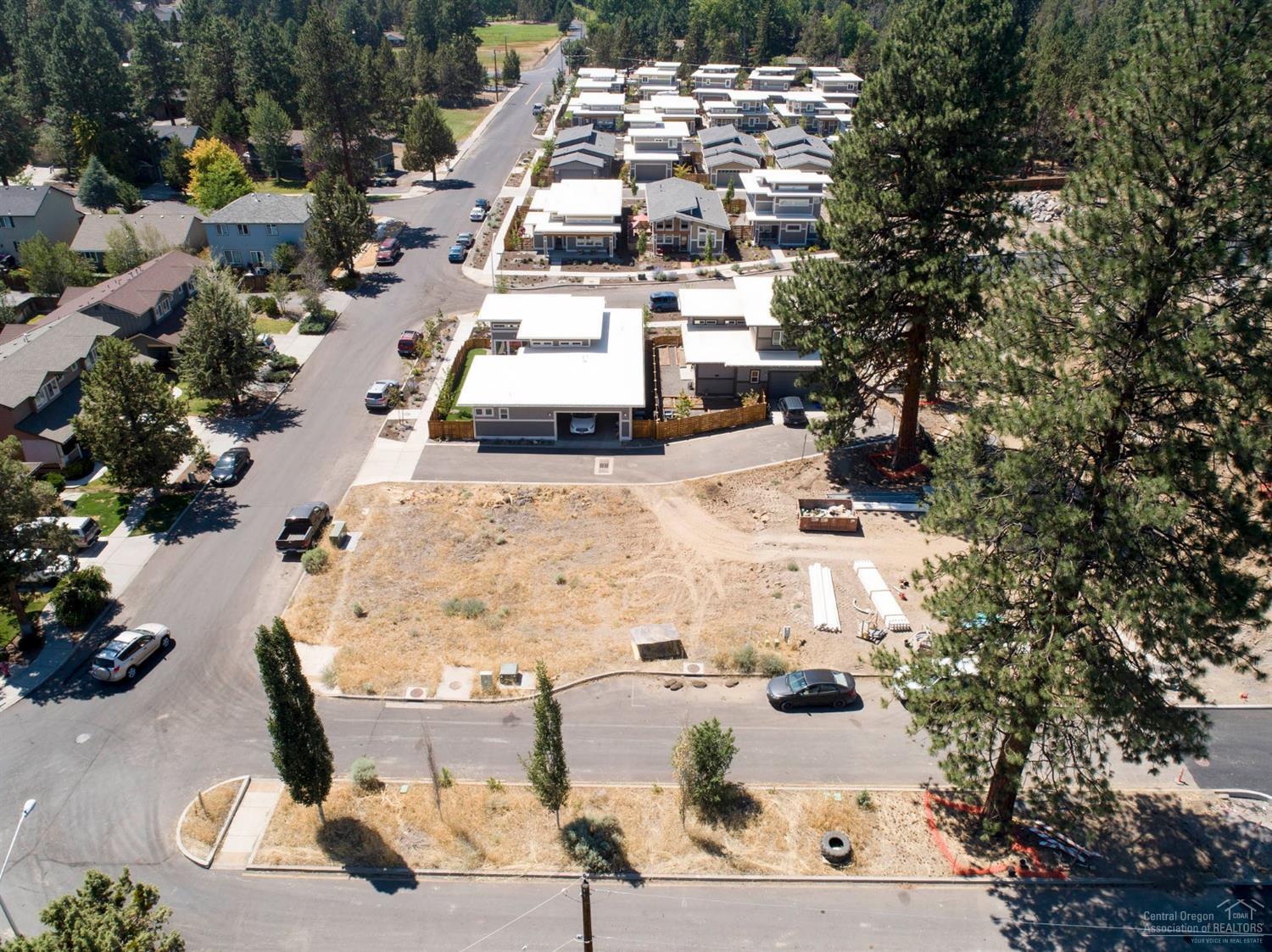 Northwest Woodlands - Land