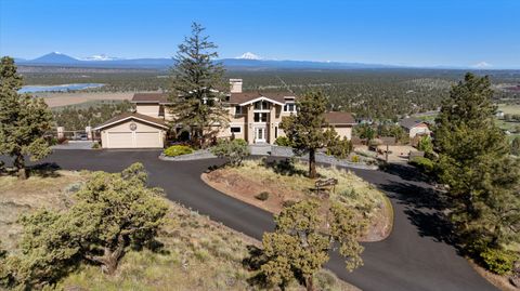 Tiny photo for 3124 NW Lynch Way, Redmond, OR 97756 (MLS # 220219617)
