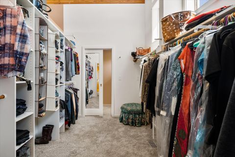 Tiny photo for 3124 NW Lynch Way, Redmond, OR 97756 (MLS # 220219617)