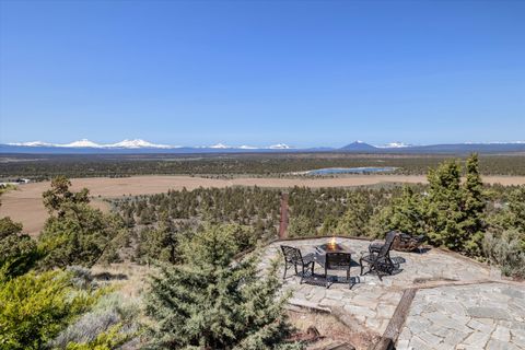 Tiny photo for 3124 NW Lynch Way, Redmond, OR 97756 (MLS # 220219617)