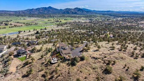 Tiny photo for 3124 NW Lynch Way, Redmond, OR 97756 (MLS # 220219617)