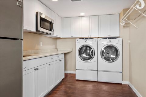 Tiny photo for 3124 NW Lynch Way, Redmond, OR 97756 (MLS # 220219617)