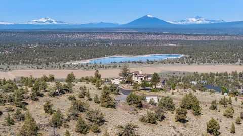 Tiny photo for 3124 NW Lynch Way, Redmond, OR 97756 (MLS # 220219617)