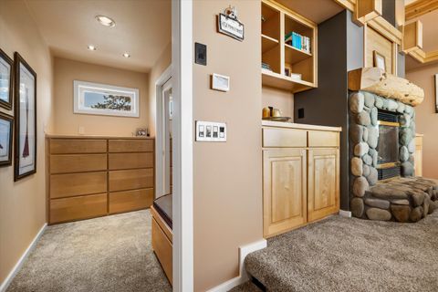 Tiny photo for 3124 NW Lynch Way, Redmond, OR 97756 (MLS # 220219617)