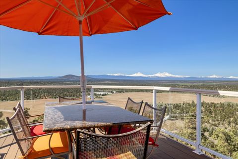 Tiny photo for 3124 NW Lynch Way, Redmond, OR 97756 (MLS # 220219617)