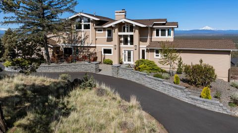 Photo of 3124 NW Lynch Way, Redmond, OR 97756 (MLS # 220219617)