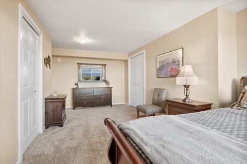 Tiny photo for 3124 NW Lynch Way, Redmond, OR 97756 (MLS # 220219617)