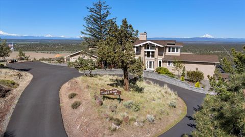 Tiny photo for 3124 NW Lynch Way, Redmond, OR 97756 (MLS # 220219617)