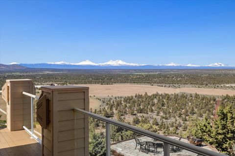 Tiny photo for 3124 NW Lynch Way, Redmond, OR 97756 (MLS # 220219617)