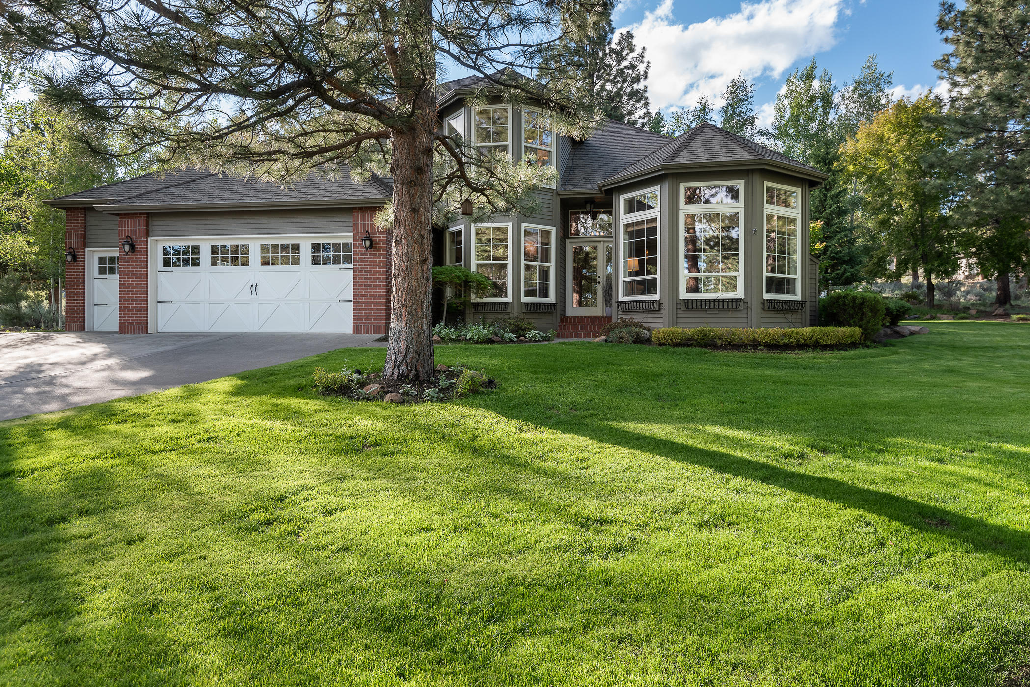Awbrey Butte - Residential