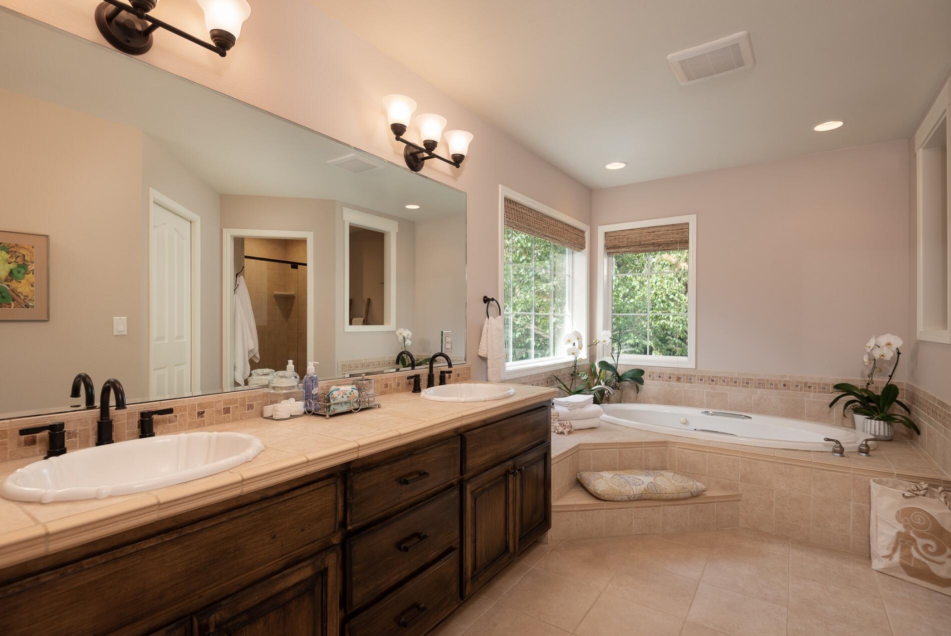 Awbrey Butte - Residential