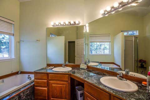 Tiny photo for 144927 Ringo Court, La Pine, OR 97739 (MLS # 220226000)