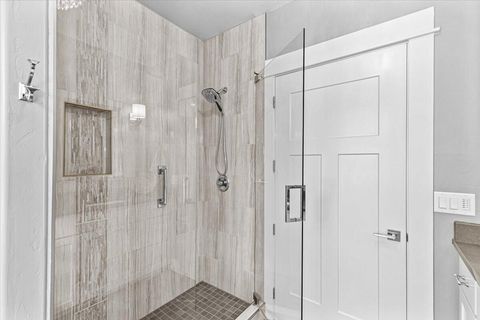 Tiny photo for 815 Gold Rush Way, Jacksonville, OR 97530 (MLS # 220214373)