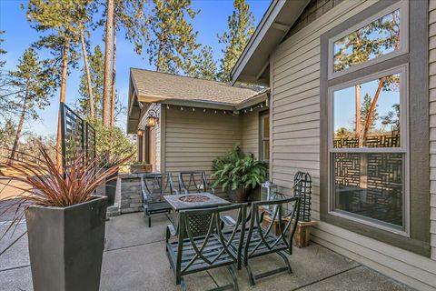 Tiny photo for 815 Gold Rush Way, Jacksonville, OR 97530 (MLS # 220214373)