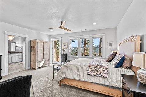 Tiny photo for 815 Gold Rush Way, Jacksonville, OR 97530 (MLS # 220214373)