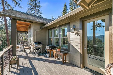 Tiny photo for 815 Gold Rush Way, Jacksonville, OR 97530 (MLS # 220214373)