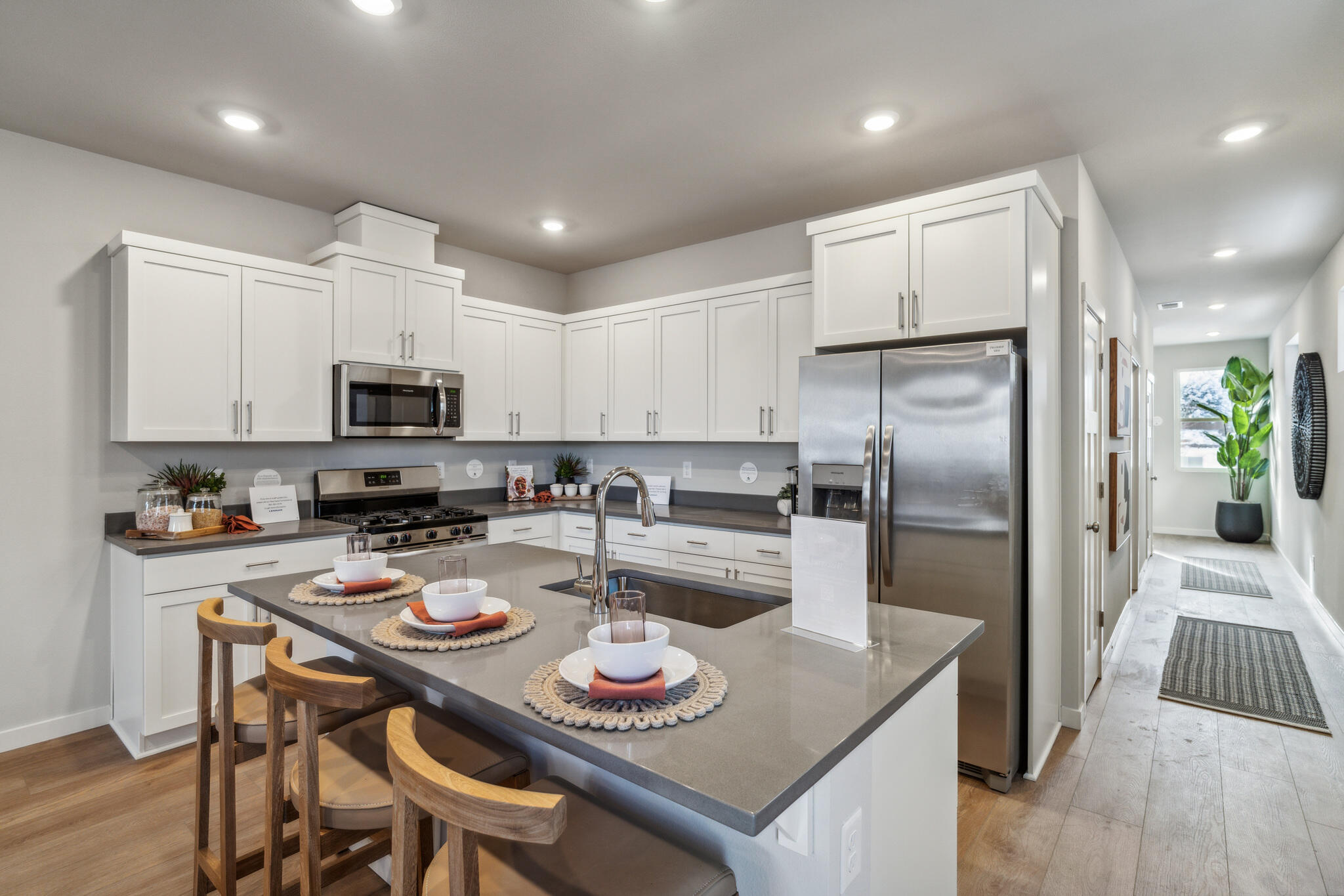 2666 NW 26th LP North