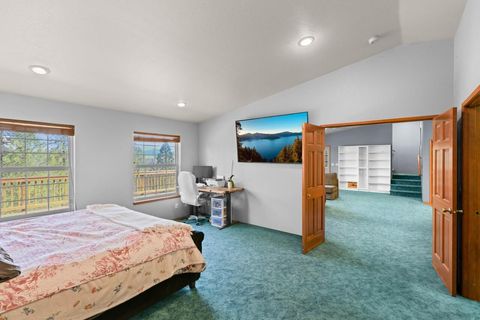 Tiny photo for 1100 Riverbanks Road, Grants Pass, OR 97527 (MLS # 220216875)