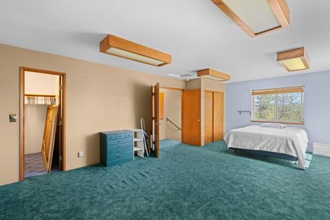 Tiny photo for 1100 Riverbanks Road, Grants Pass, OR 97527 (MLS # 220216875)