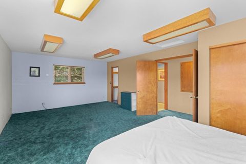 Tiny photo for 1100 Riverbanks Road, Grants Pass, OR 97527 (MLS # 220216875)