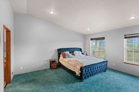 Tiny photo for 1100 Riverbanks Road, Grants Pass, OR 97527 (MLS # 220216875)