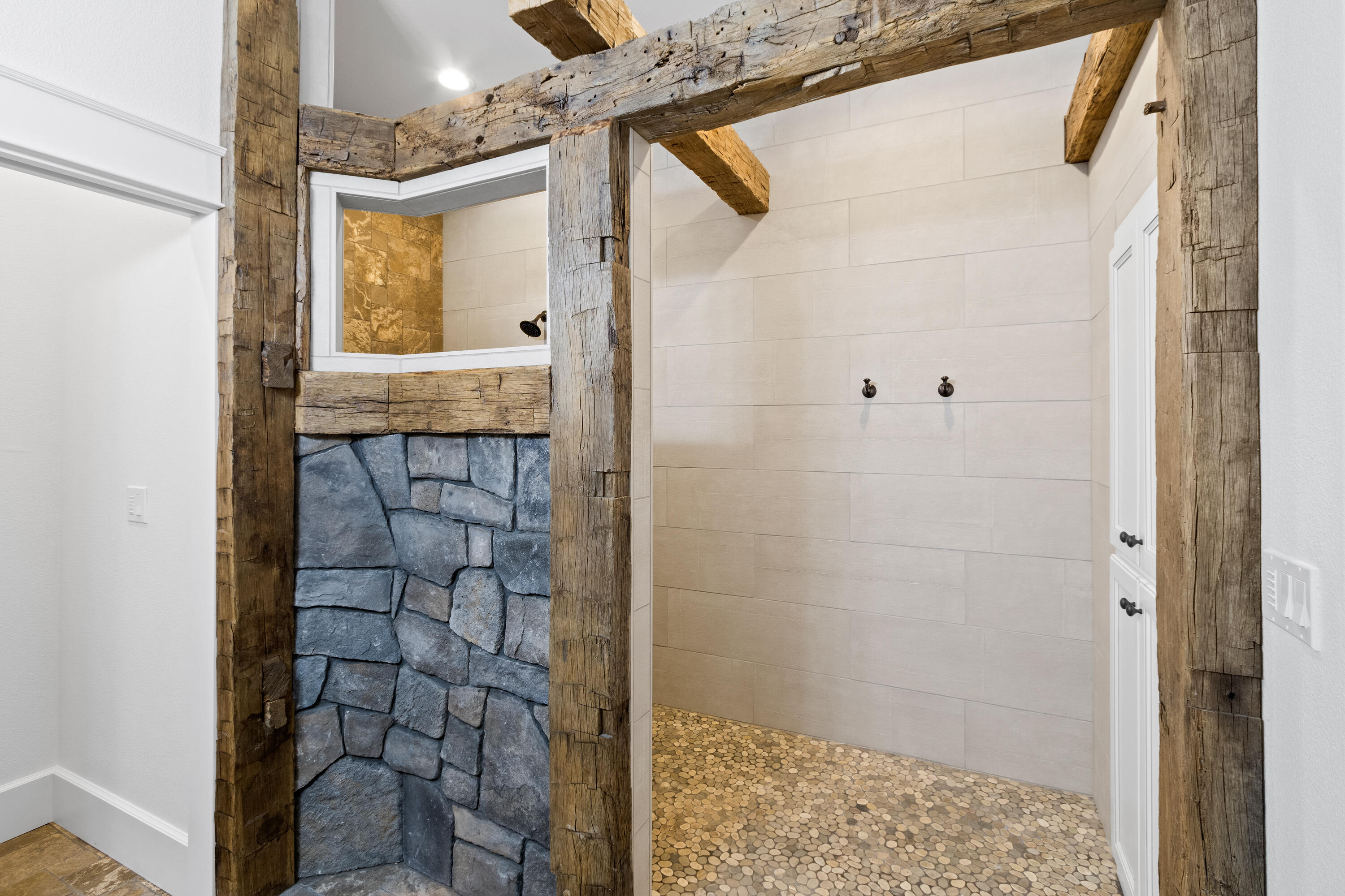 Skyliner Summit - Residential