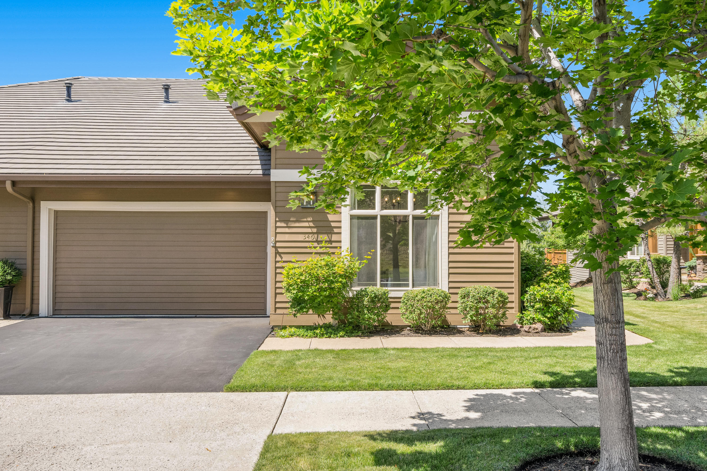 Skyliner Summit - Residential