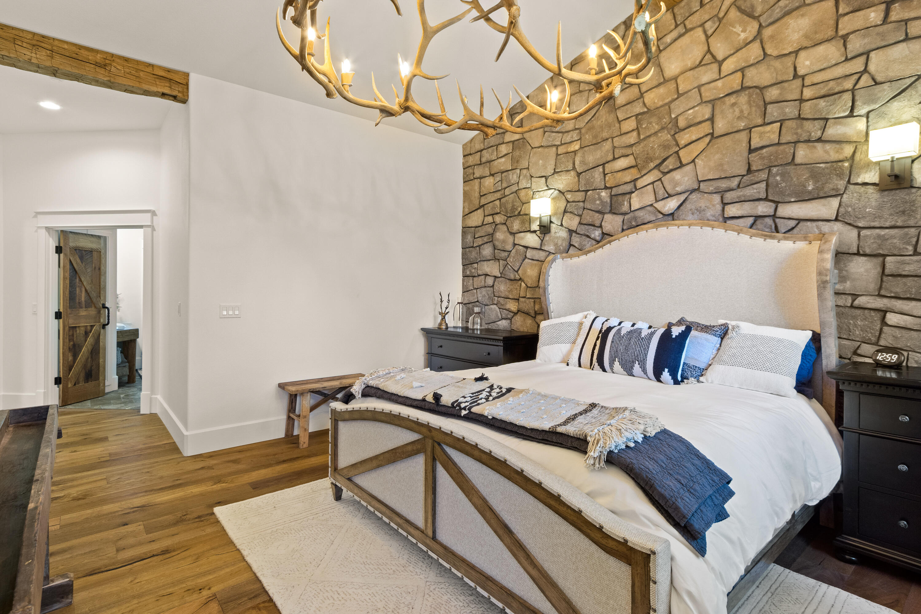 Skyliner Summit - Residential