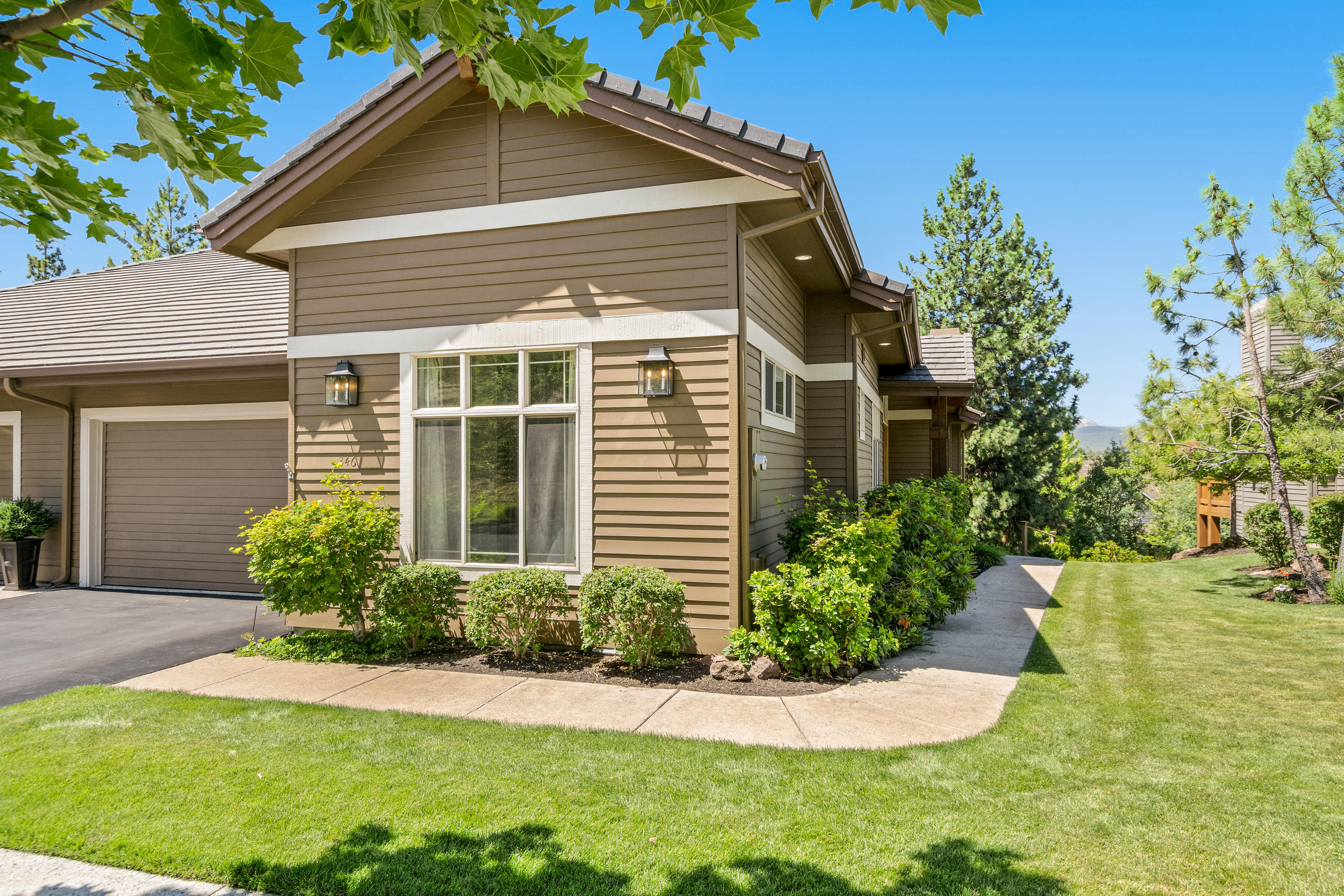 Skyliner Summit - Residential