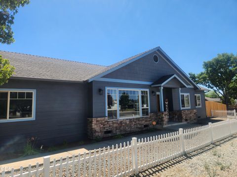 Tiny photo for 3806 Valley Meadows Drive, White City, OR 97503 (MLS # 220225948)