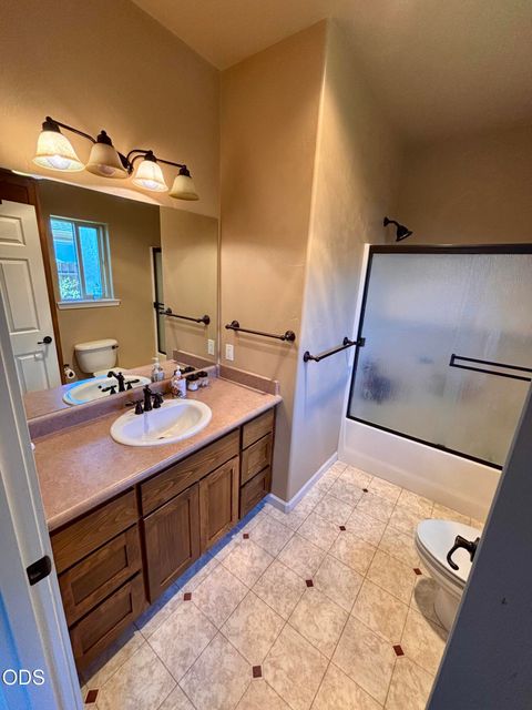 Tiny photo for 3806 Valley Meadows Drive, White City, OR 97503 (MLS # 220225948)