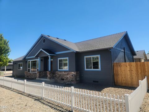 Tiny photo for 3806 Valley Meadows Drive, White City, OR 97503 (MLS # 220225948)