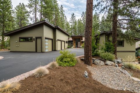60734 Golf Village Loop Bend OR 97702