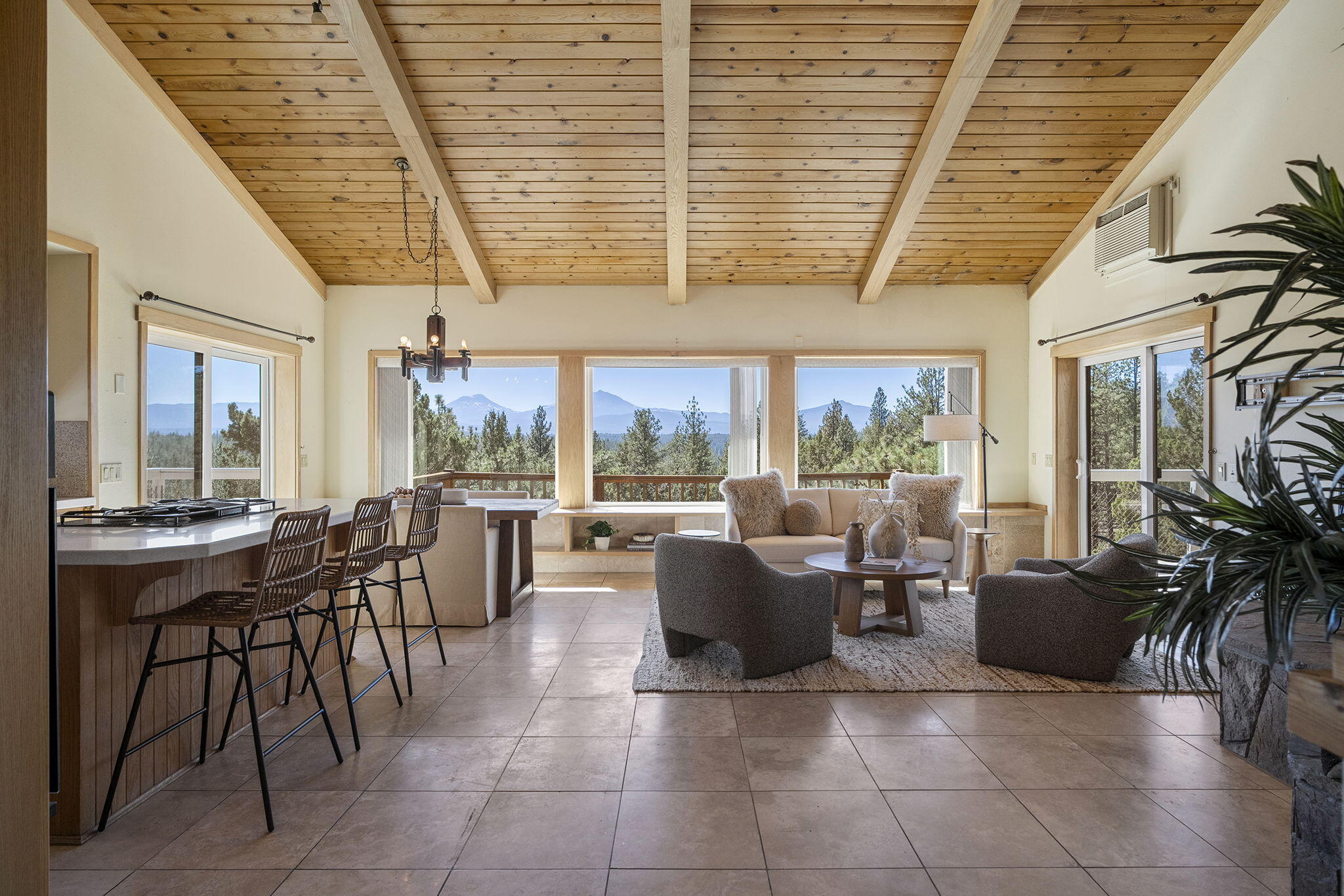 16966 Canyon Crest Drive