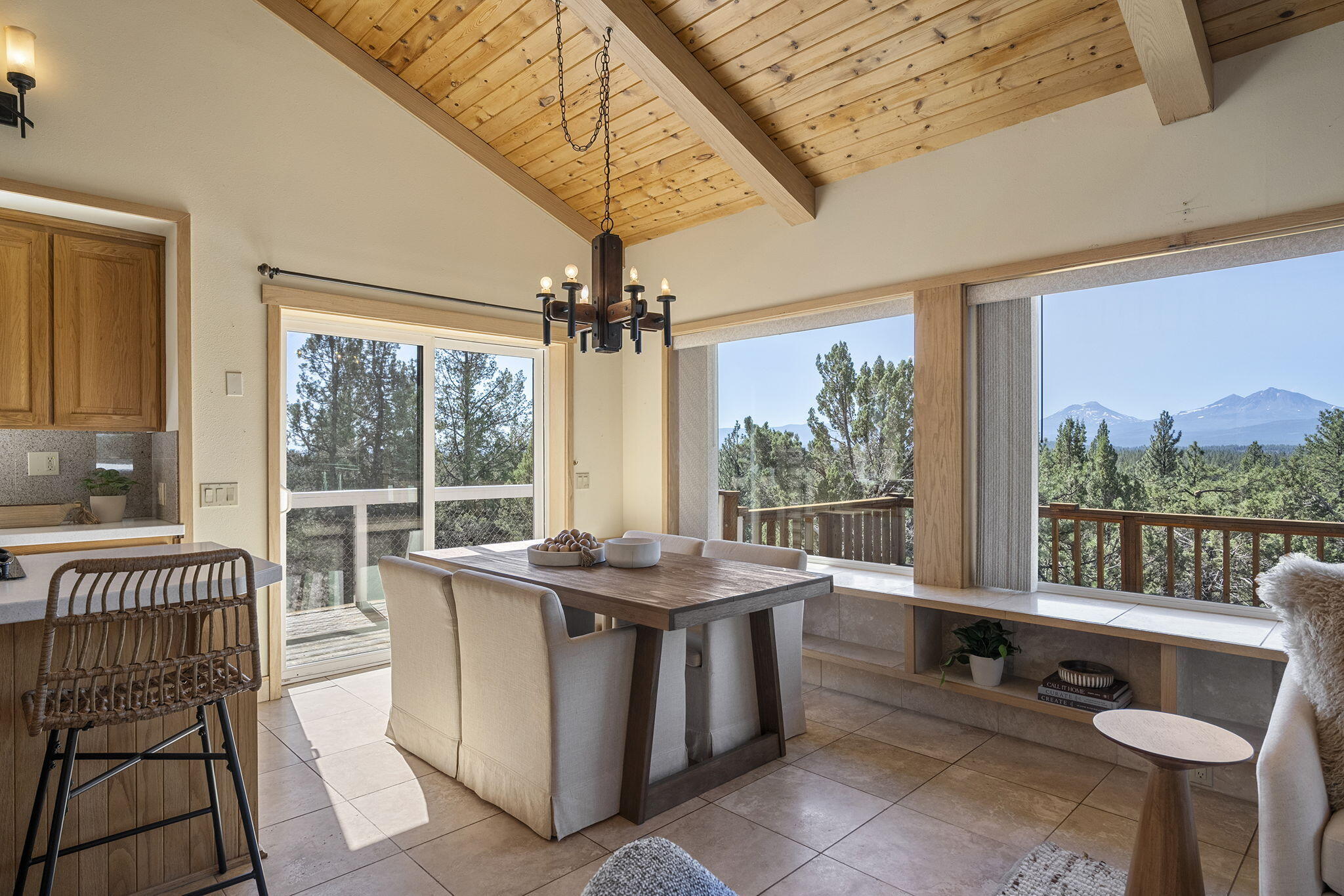 Sno Cap Vista Est - Residential