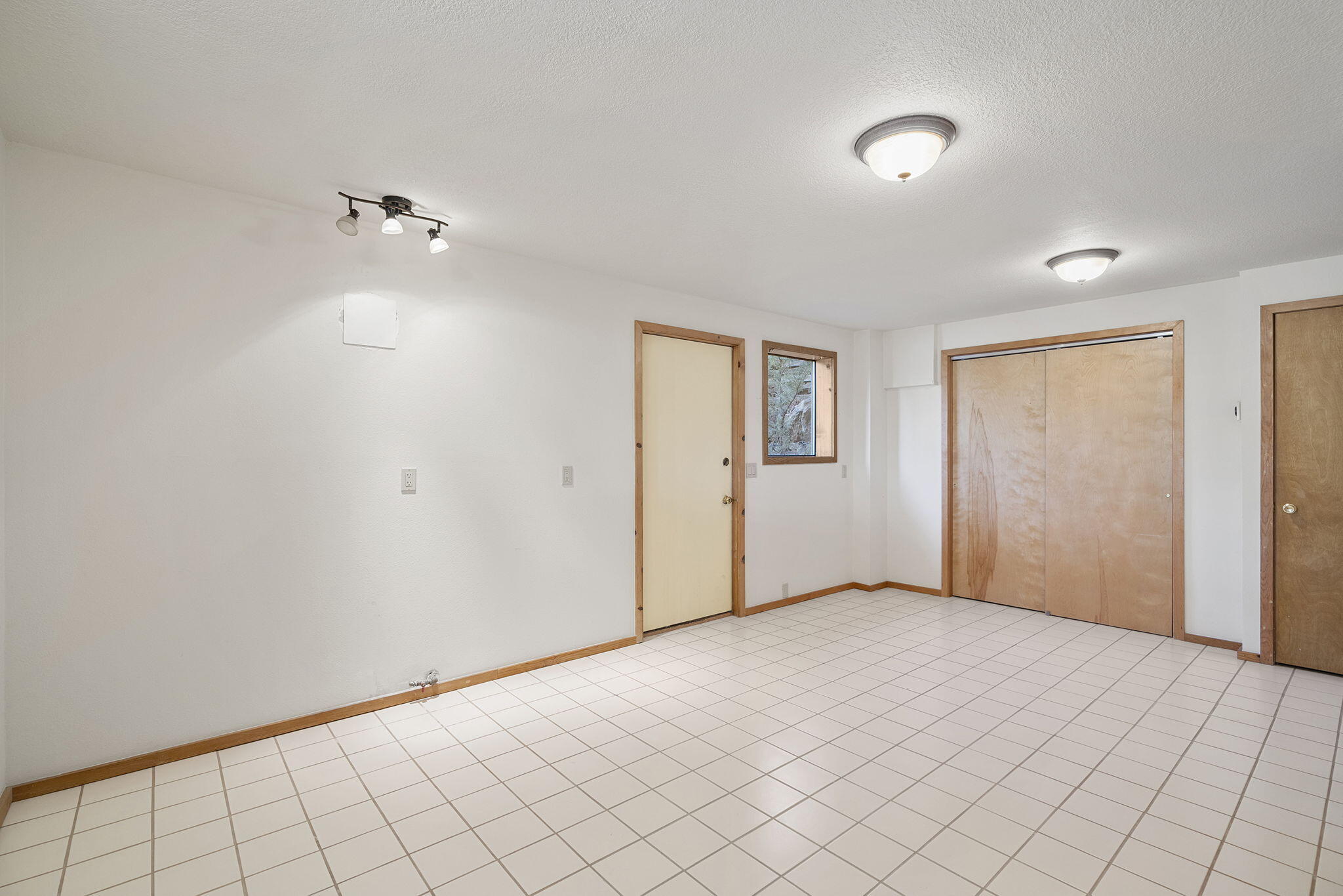 Sno Cap Vista Est - Residential