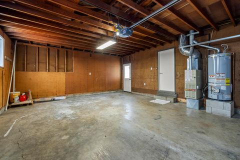 Tiny photo for 3939 Hope Street, Klamath Falls, OR 97603 (MLS # 220215700)