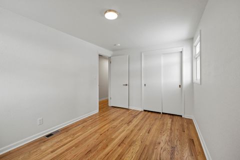 Tiny photo for 3939 Hope Street, Klamath Falls, OR 97603 (MLS # 220215700)