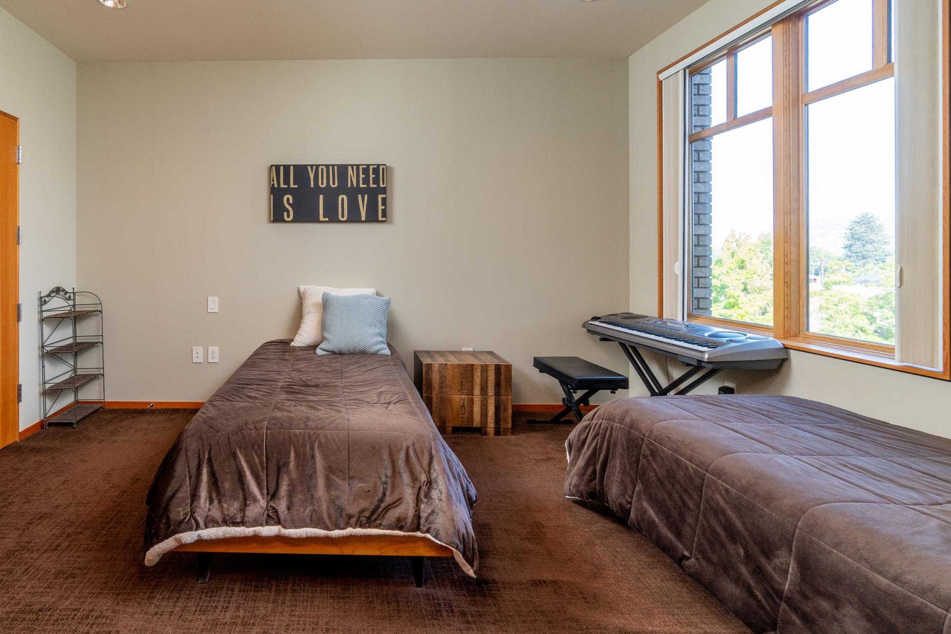 919 Bond Condominium - Residential