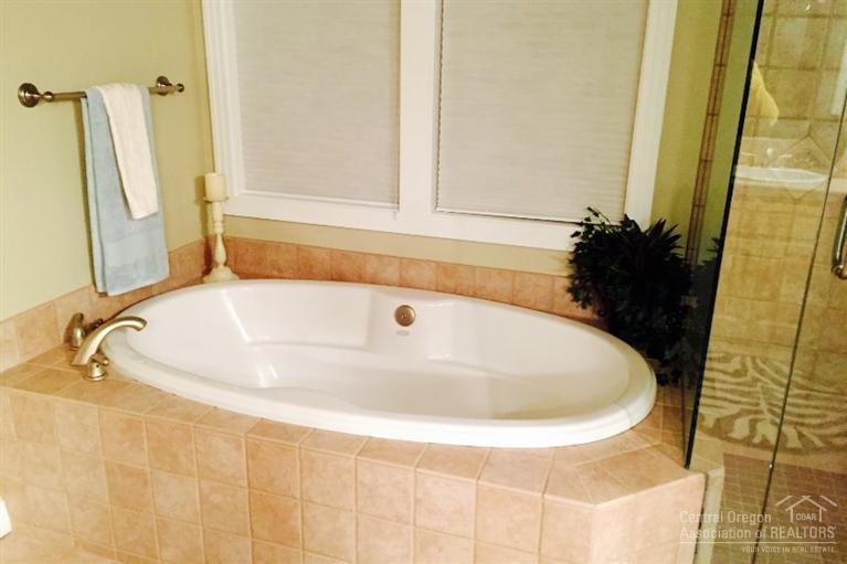 Shevlin Ridge - Residential