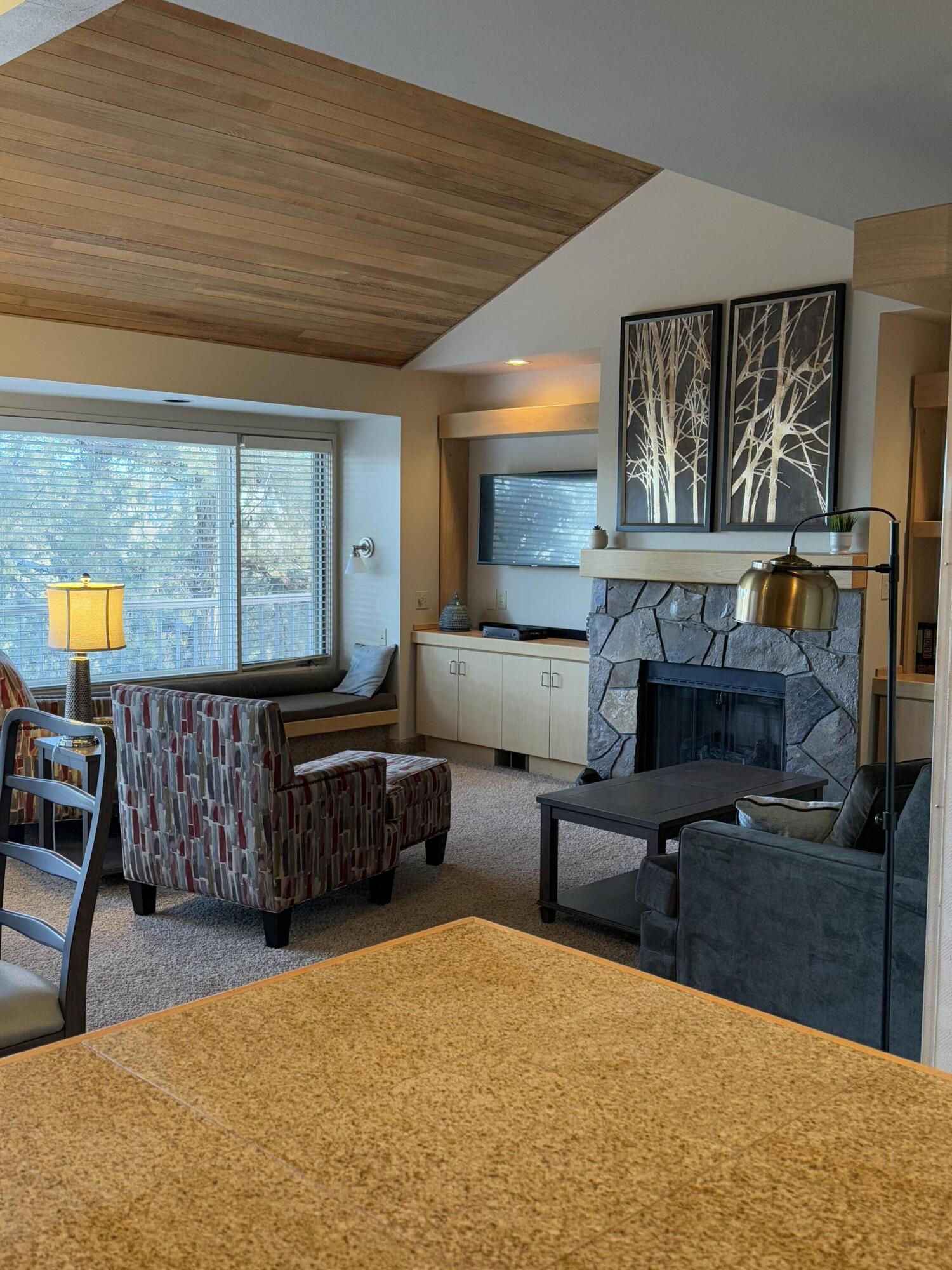 Eagle Crest - Residential