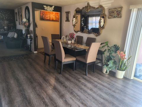 Tiny photo for 2816 Reclamation Avenue, Klamath Falls, OR 97603 (MLS # 220212040)