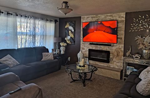 Tiny photo for 2816 Reclamation Avenue, Klamath Falls, OR 97603 (MLS # 220212040)