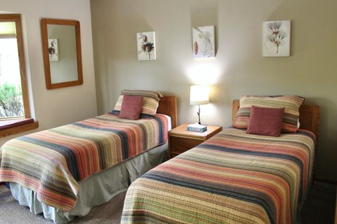 Tiny photo for 57307 Beaver Ridge Loop #7D, Sunriver, OR 97707 (MLS # 220212127)