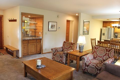 Tiny photo for 57307 Beaver Ridge Loop #7D, Sunriver, OR 97707 (MLS # 220212127)